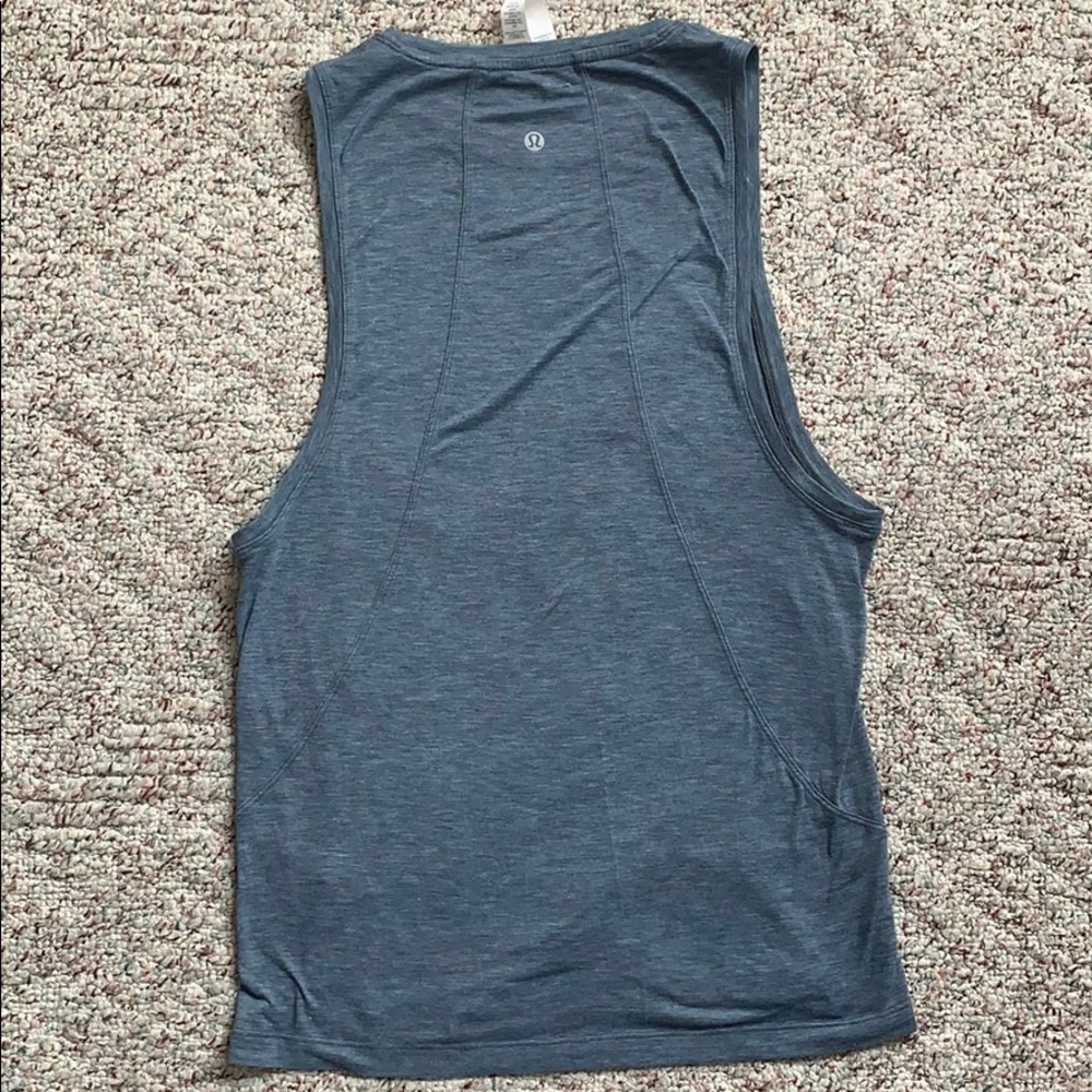 Lululemon sleeveless tank